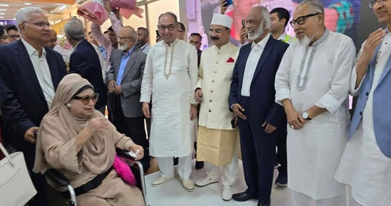 ক্যাটরিনার শারীরিক গঠন নিয়ে কটাক্ষ, পাশে দাঁড়ালেন শোভিতা